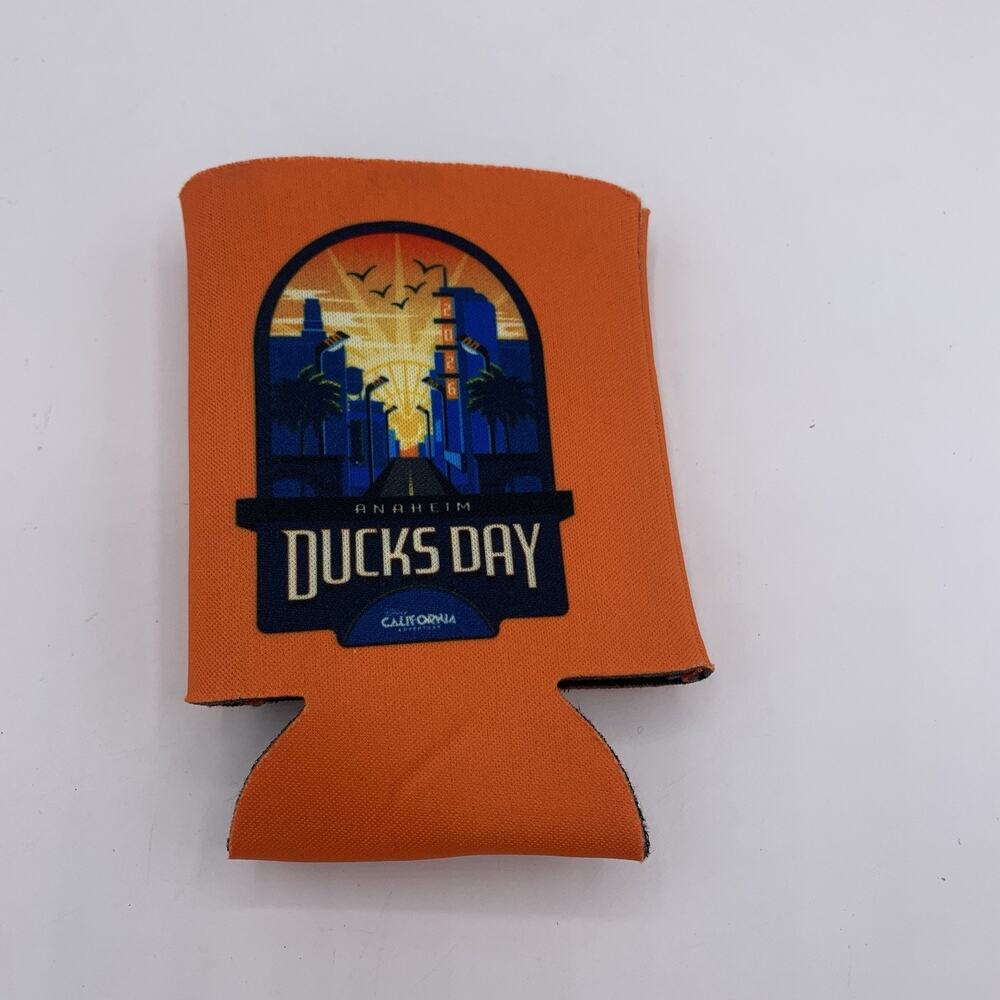 Disneyland Magic Key NHL Anaheim Ducks Hockey Drink Koozie Beverage Holder New
